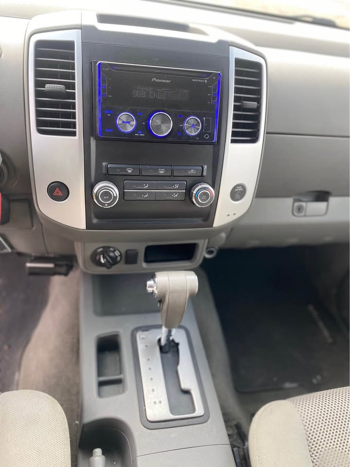 2009 Nissan Frontier CrewCab 4WD – Ludin Motors